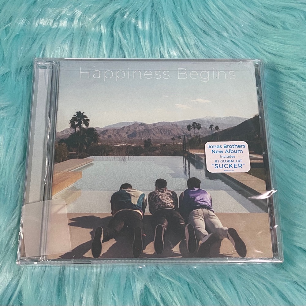 Jonas brothers CD happiness begins
